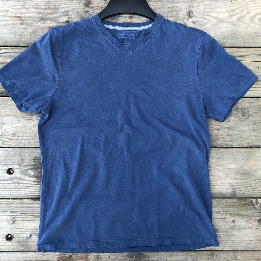 🤗BANANA REPUBLIC T-SHIRT